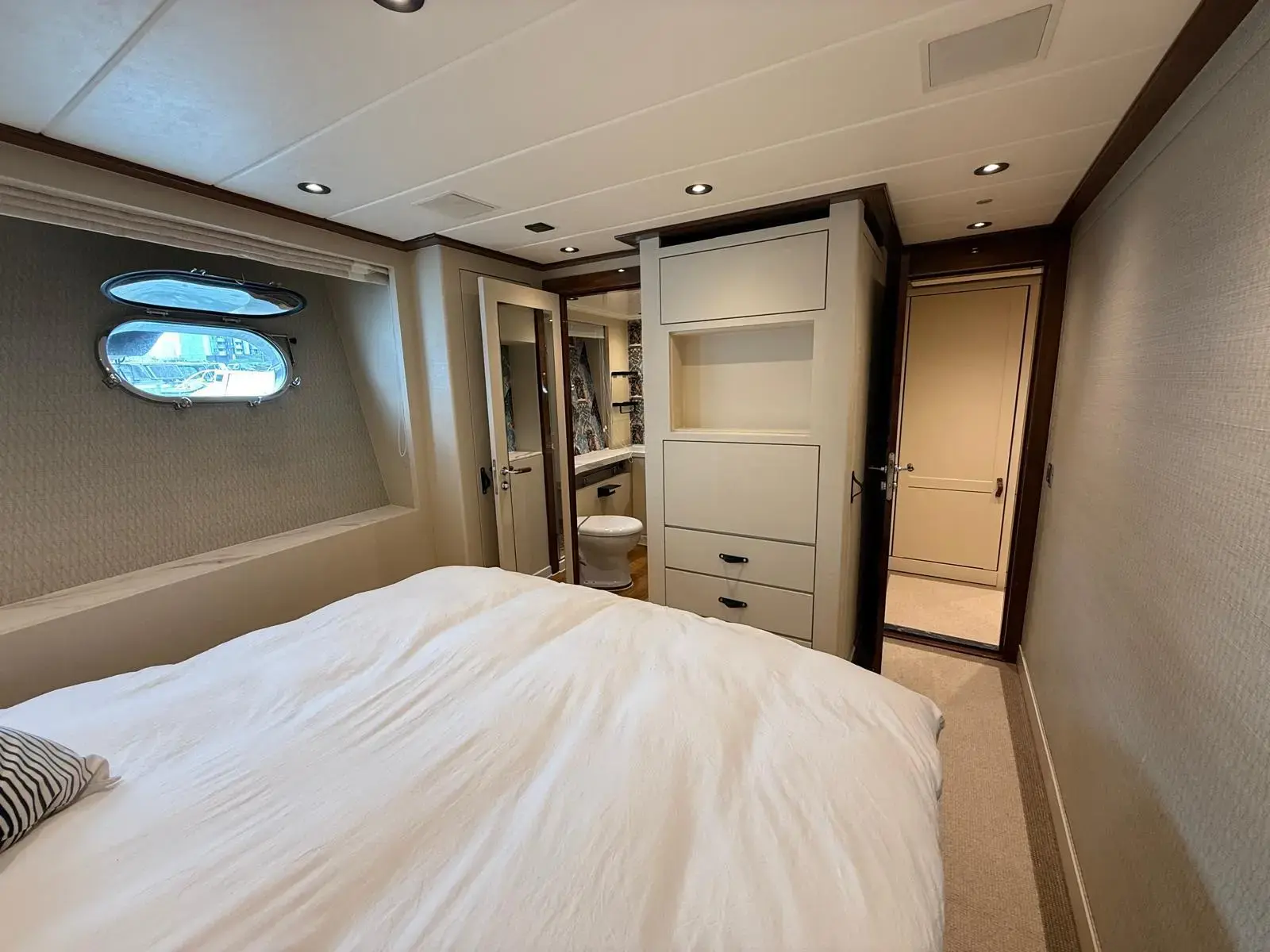 Thumbnail von Guy Couach 3700 Fly