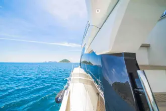 Thumbnail von Galeon 400 FLY