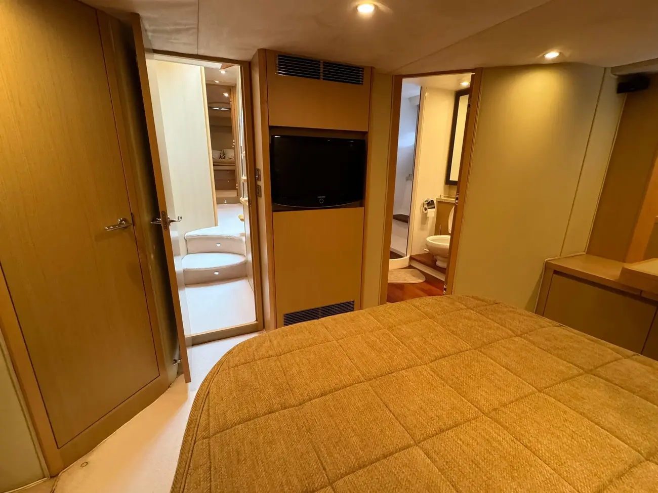 Thumbnail von Princess V65