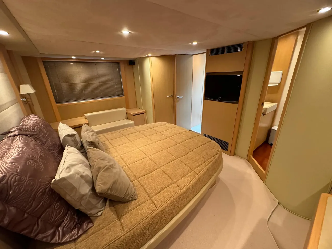 Thumbnail von Princess V65