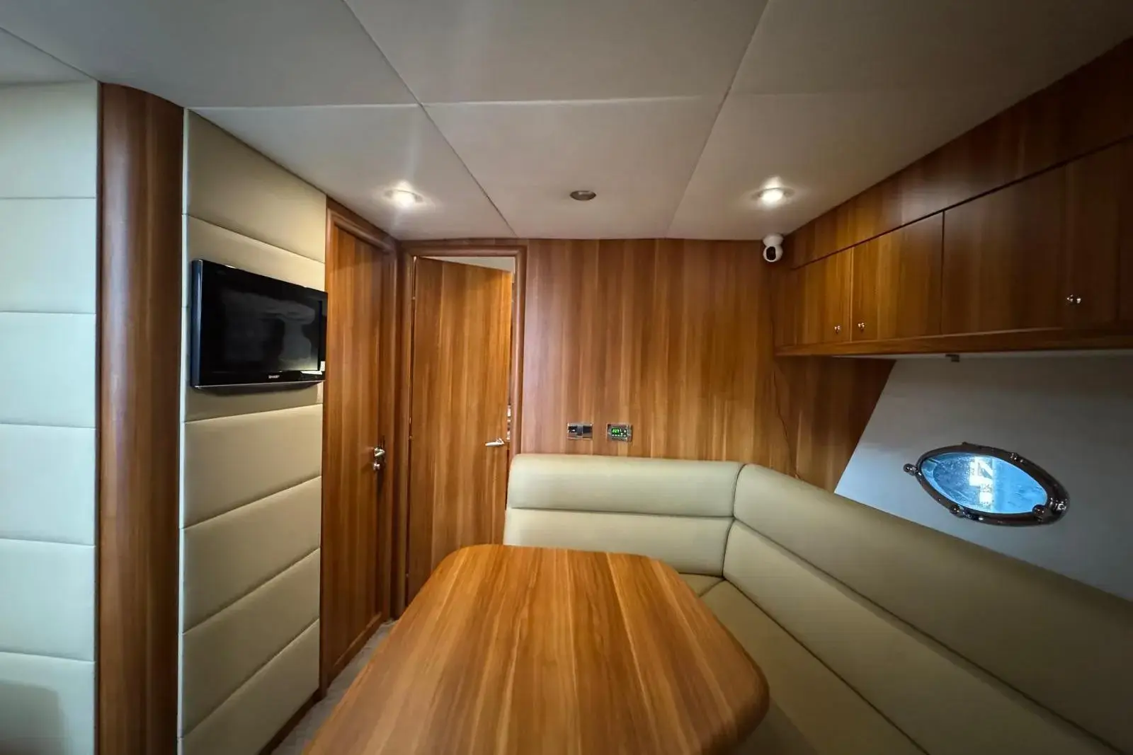 Thumbnail von Sunseeker Predator 64