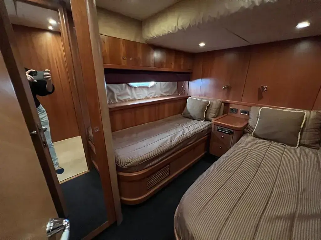 Thumbnail von Sunseeker 82 Yacht