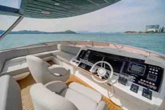 Thumbnail von Sunseeker 86 Yacht