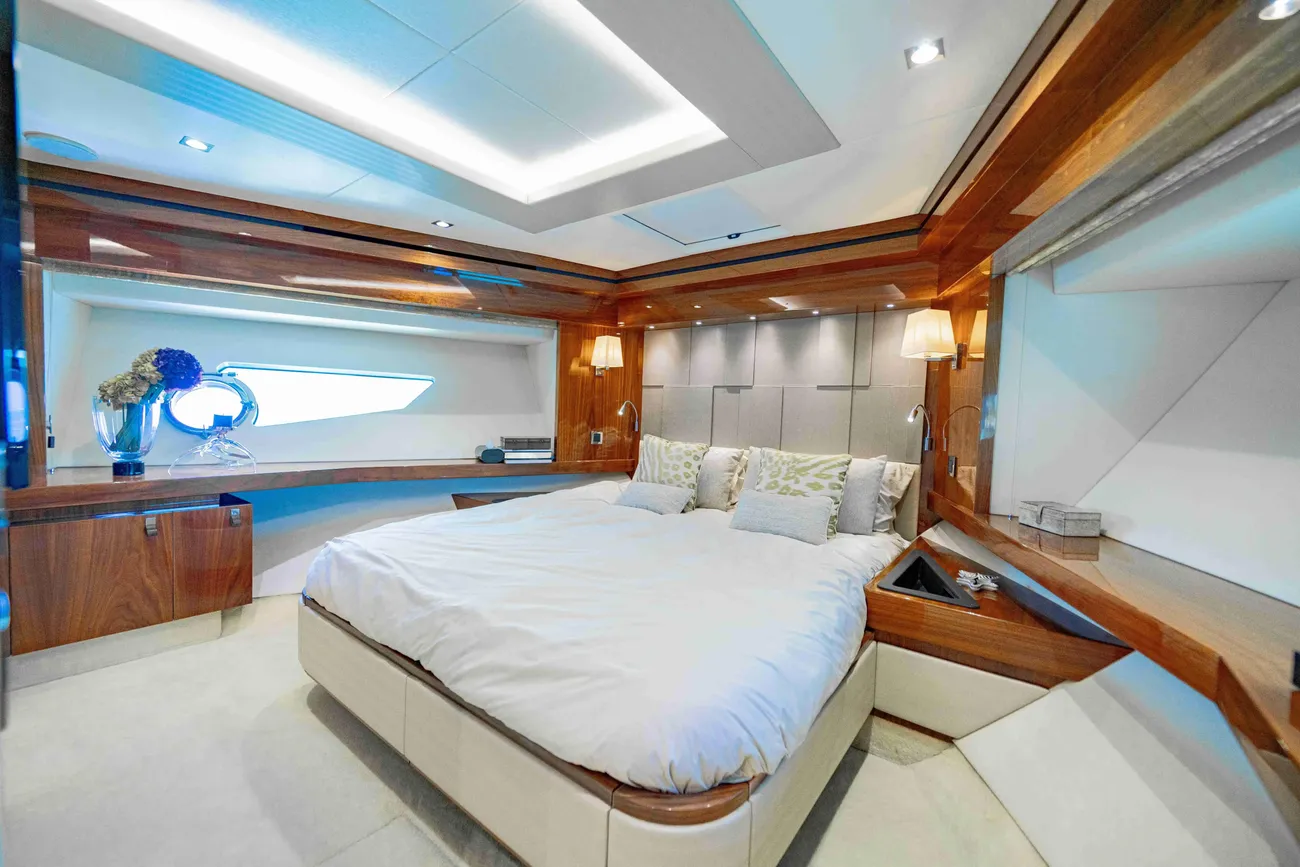 Thumbnail von Sunseeker 86 Yacht