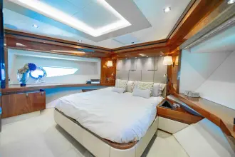 Thumbnail von Sunseeker 86 Yacht