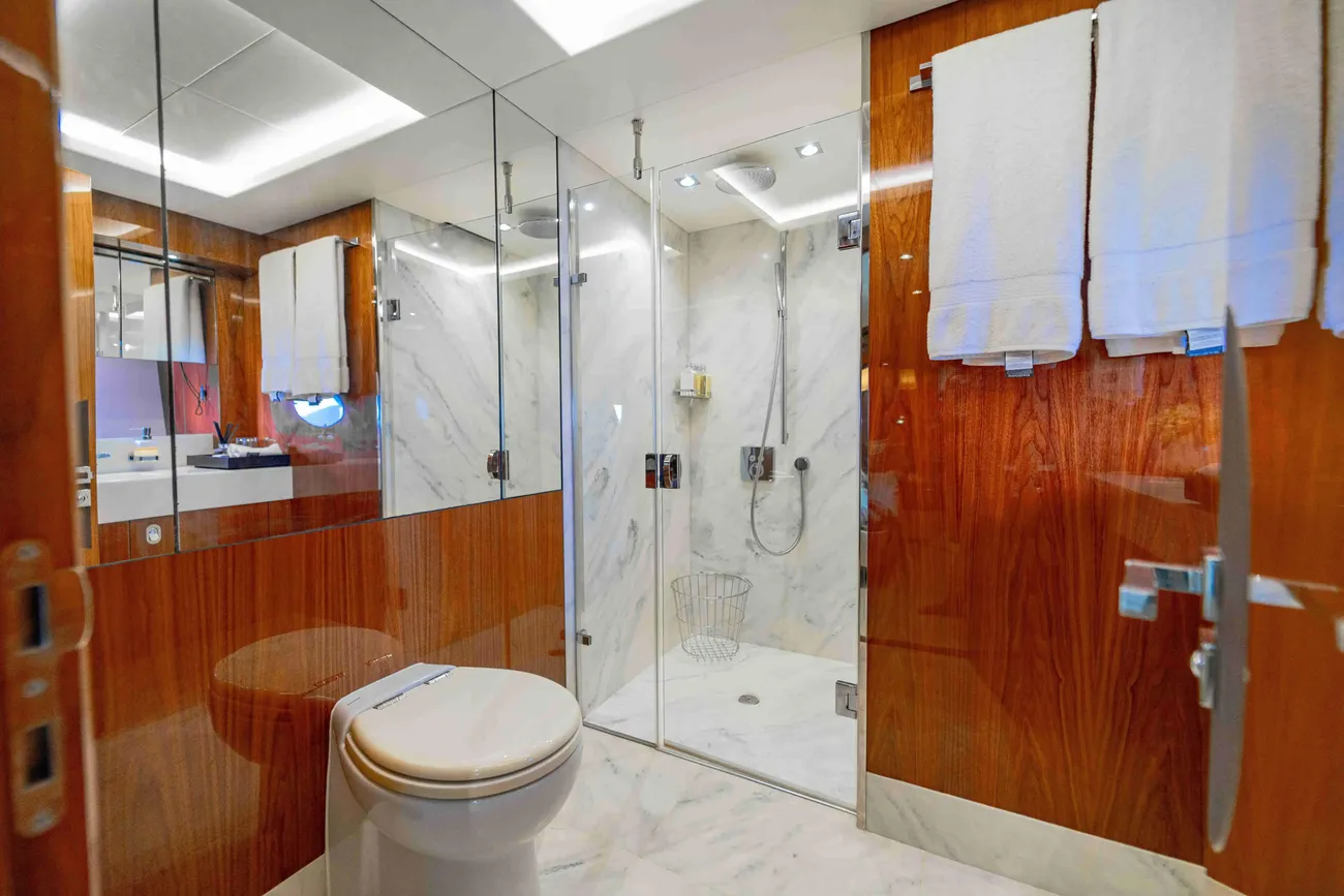 Thumbnail von Sunseeker 86 Yacht