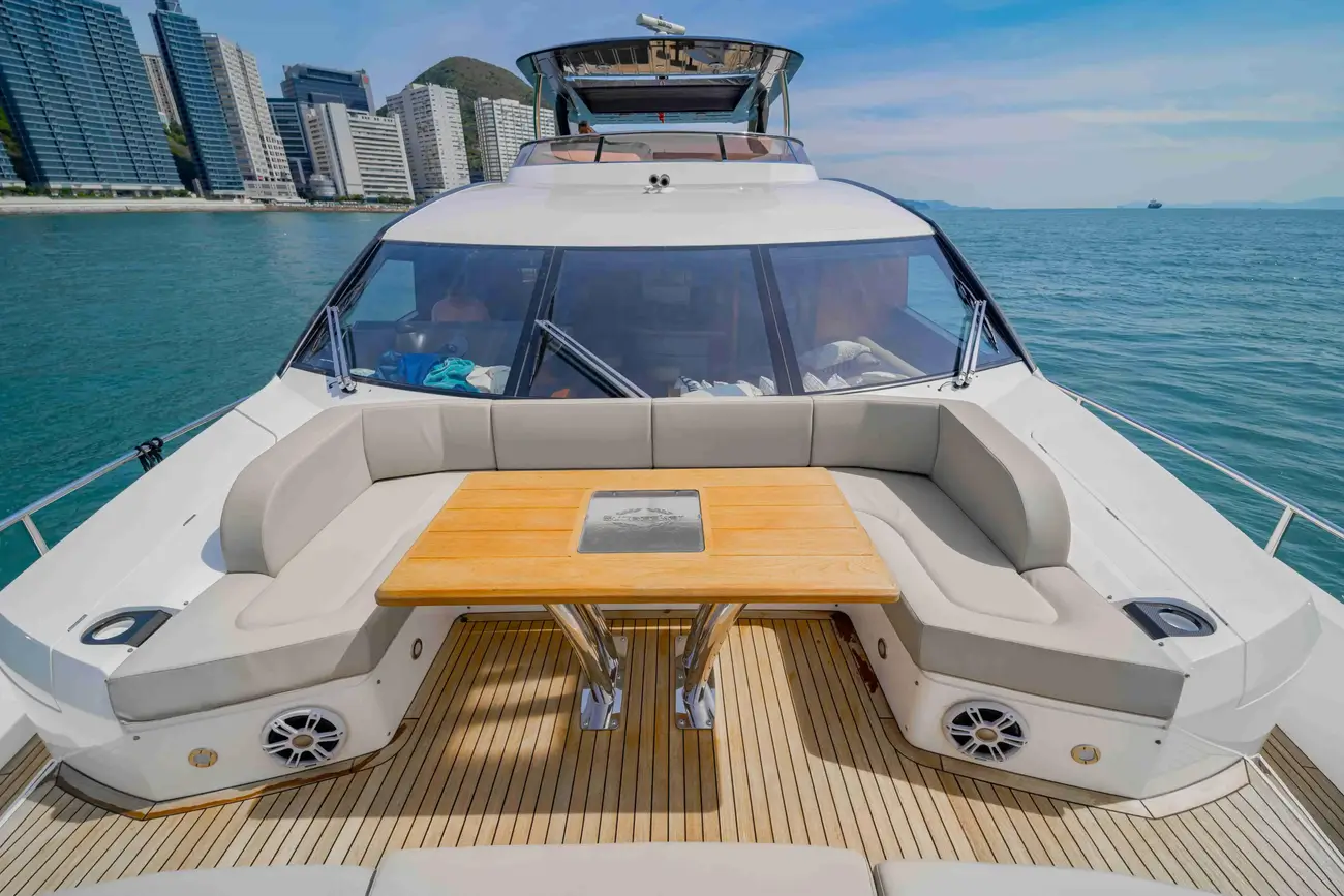 Thumbnail von Sunseeker 86 Yacht