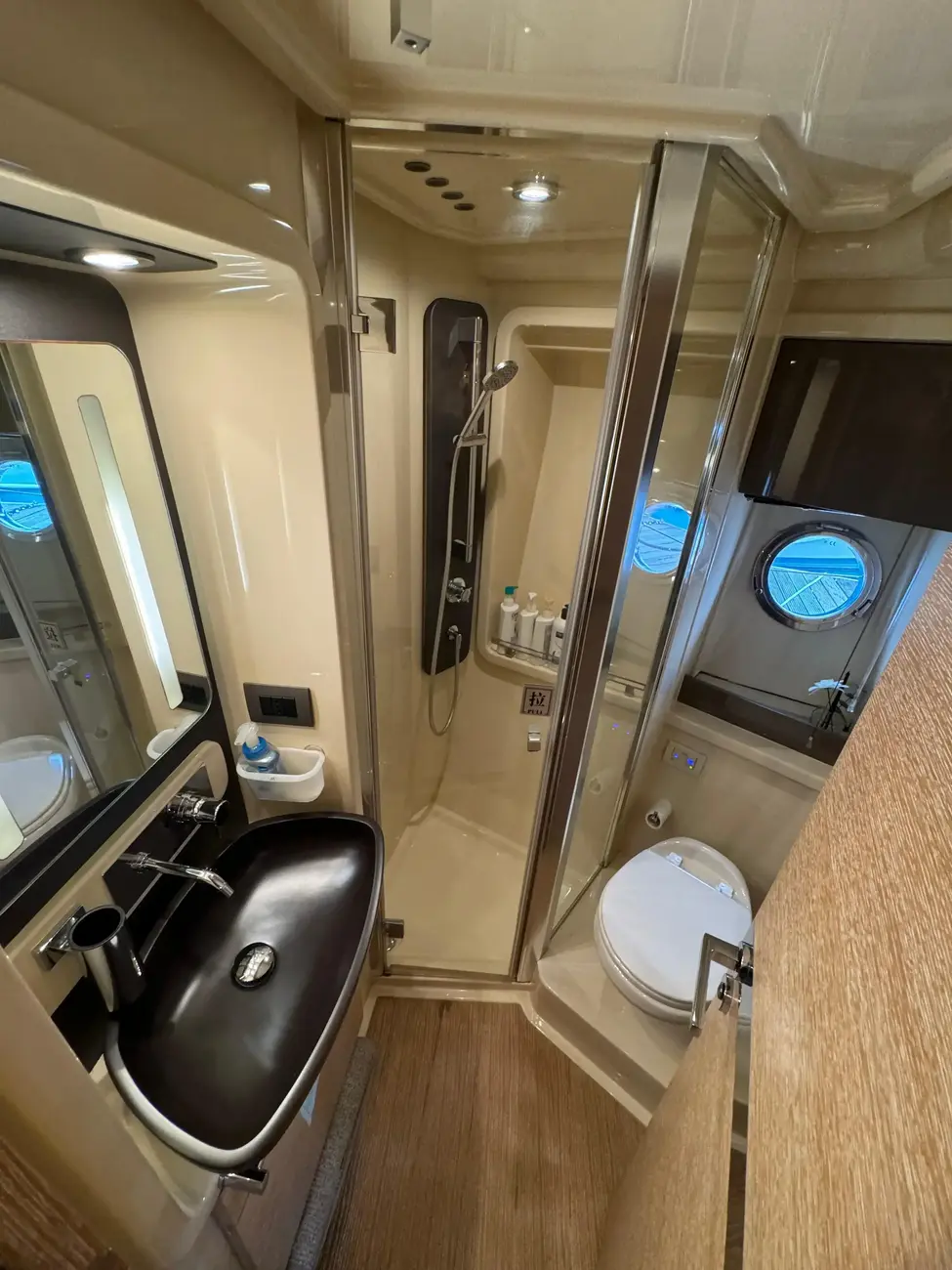 Thumbnail von Azimut 50