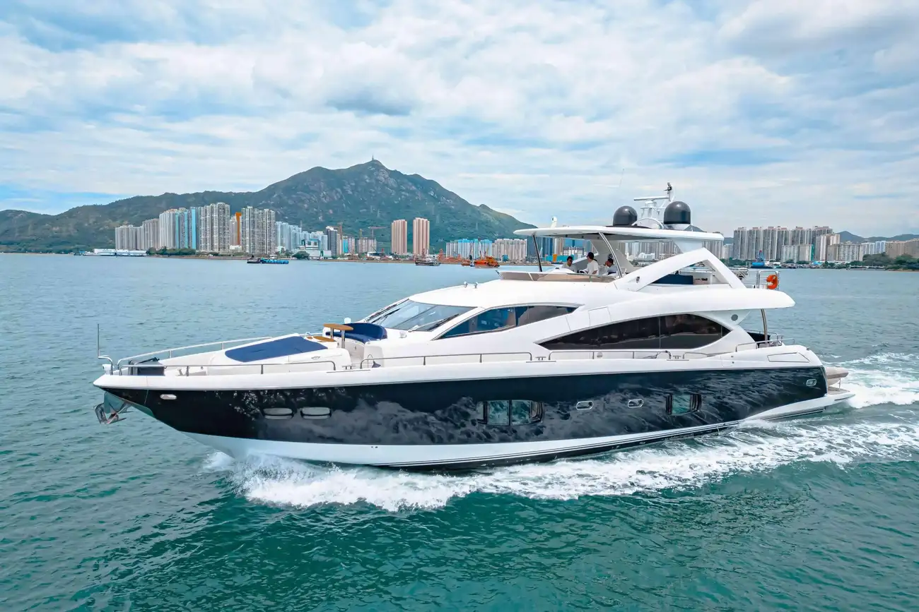 Sunseeker 88 Yat