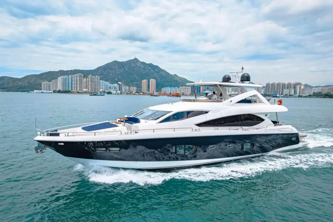 Sunseeker 88 Yat