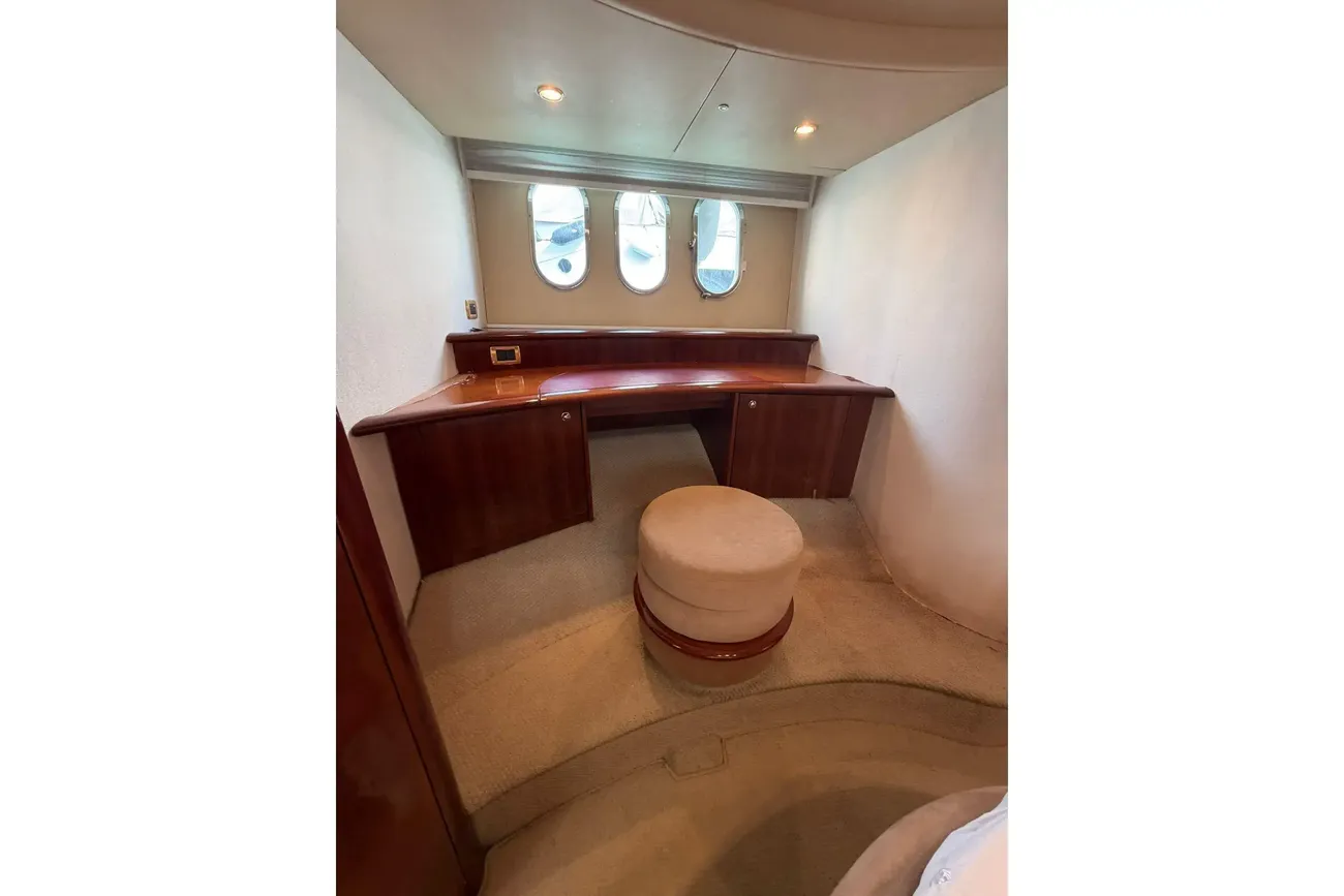 Thumbnail von Azimut 55