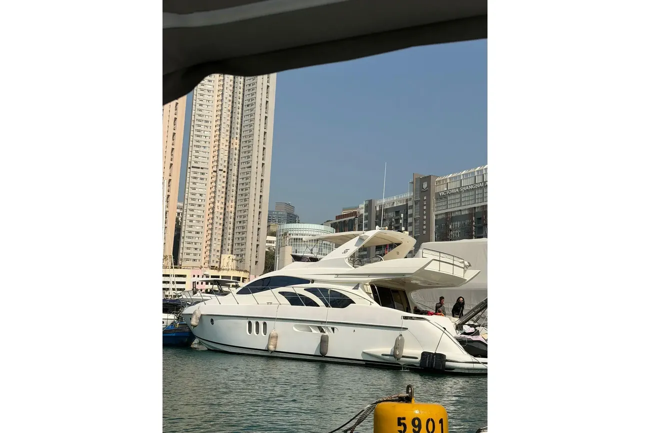 Thumbnail von Azimut 55