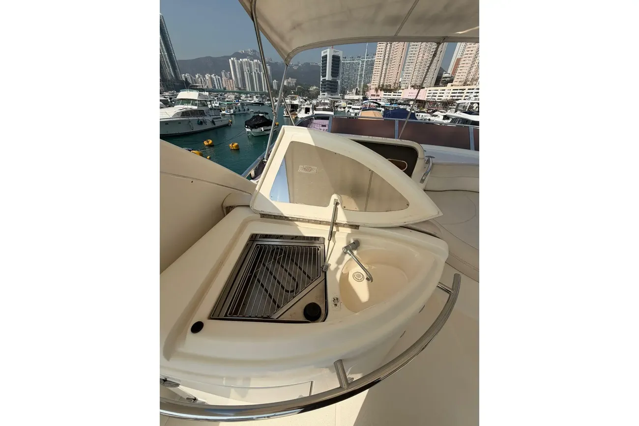 Thumbnail von Azimut 55