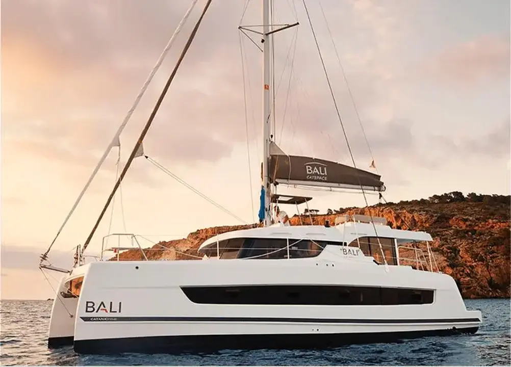 Bali Catspace Sail Bali CATSPACE
