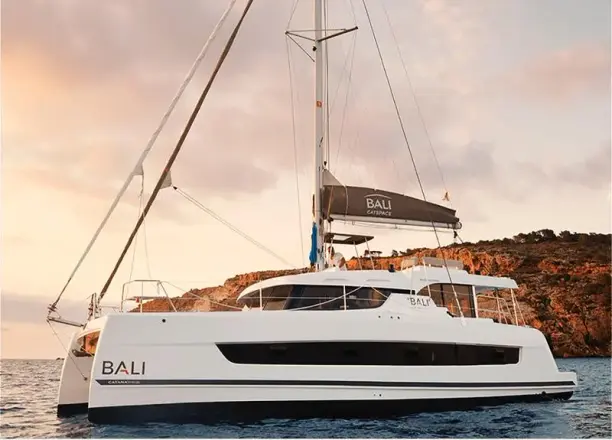 Bali Catspace Sail Bali CATSPACE