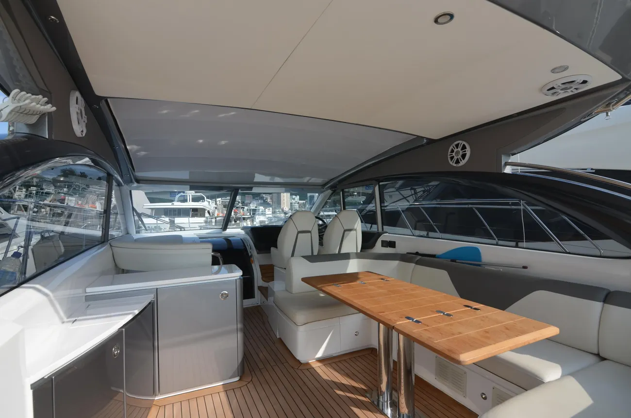 Thumbnail von Princess V50 Open