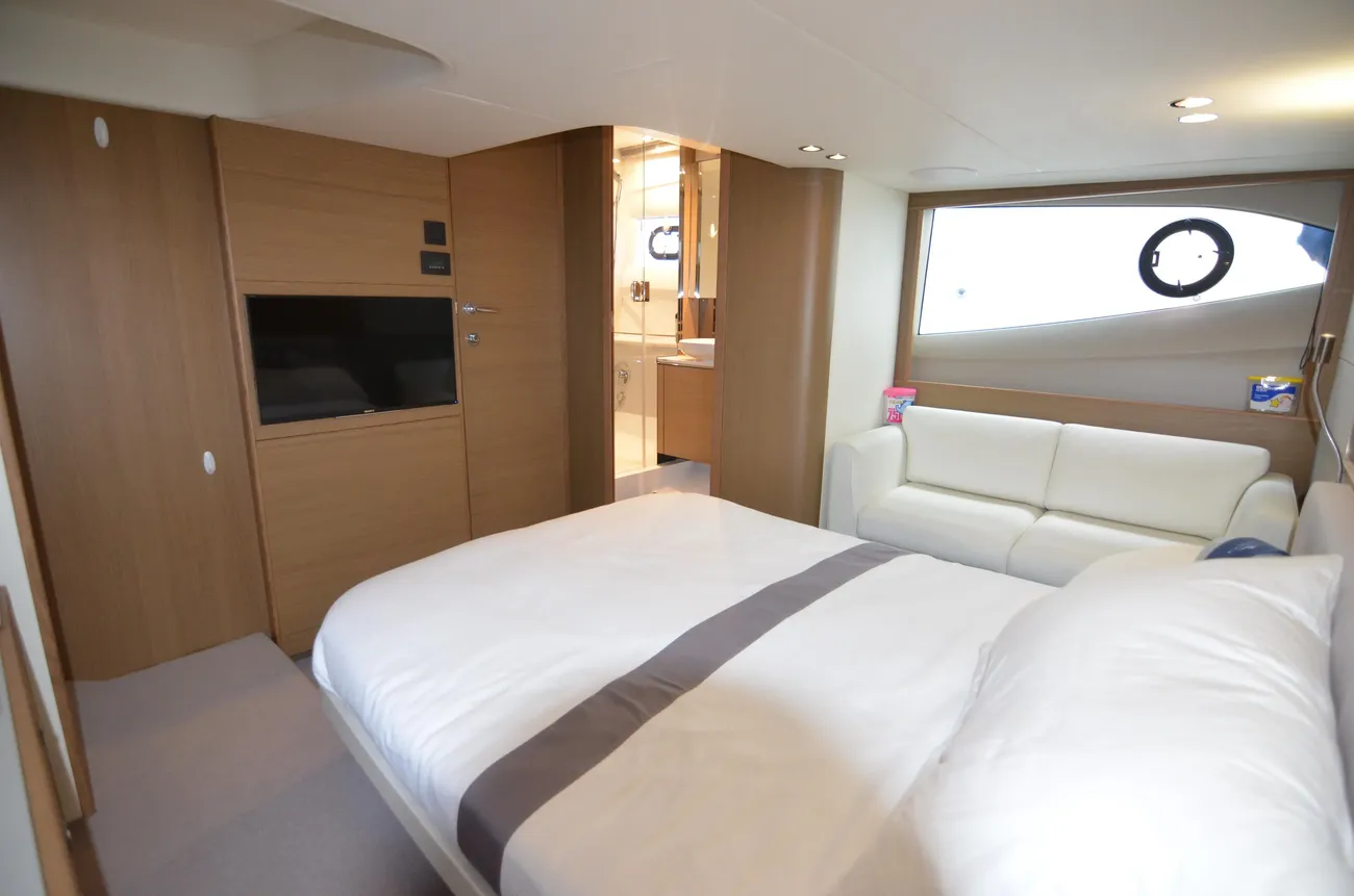 Thumbnail von Princess V50 Open