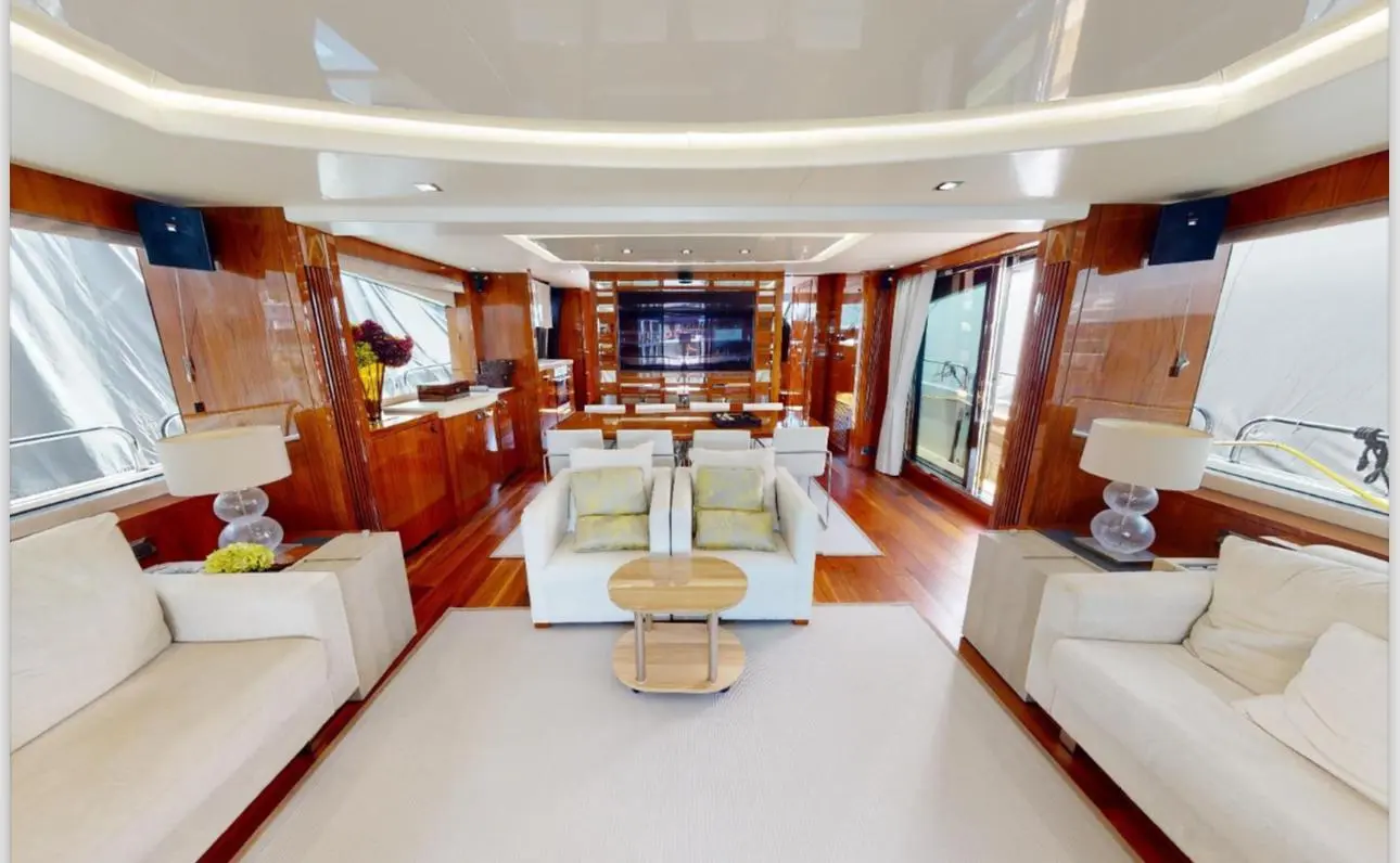 Thumbnail von Sunseeker 86 Yacht