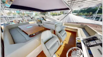 Thumbnail von Sunseeker 86 Yacht