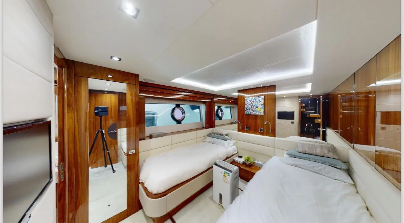 Thumbnail von Sunseeker 86 Yacht