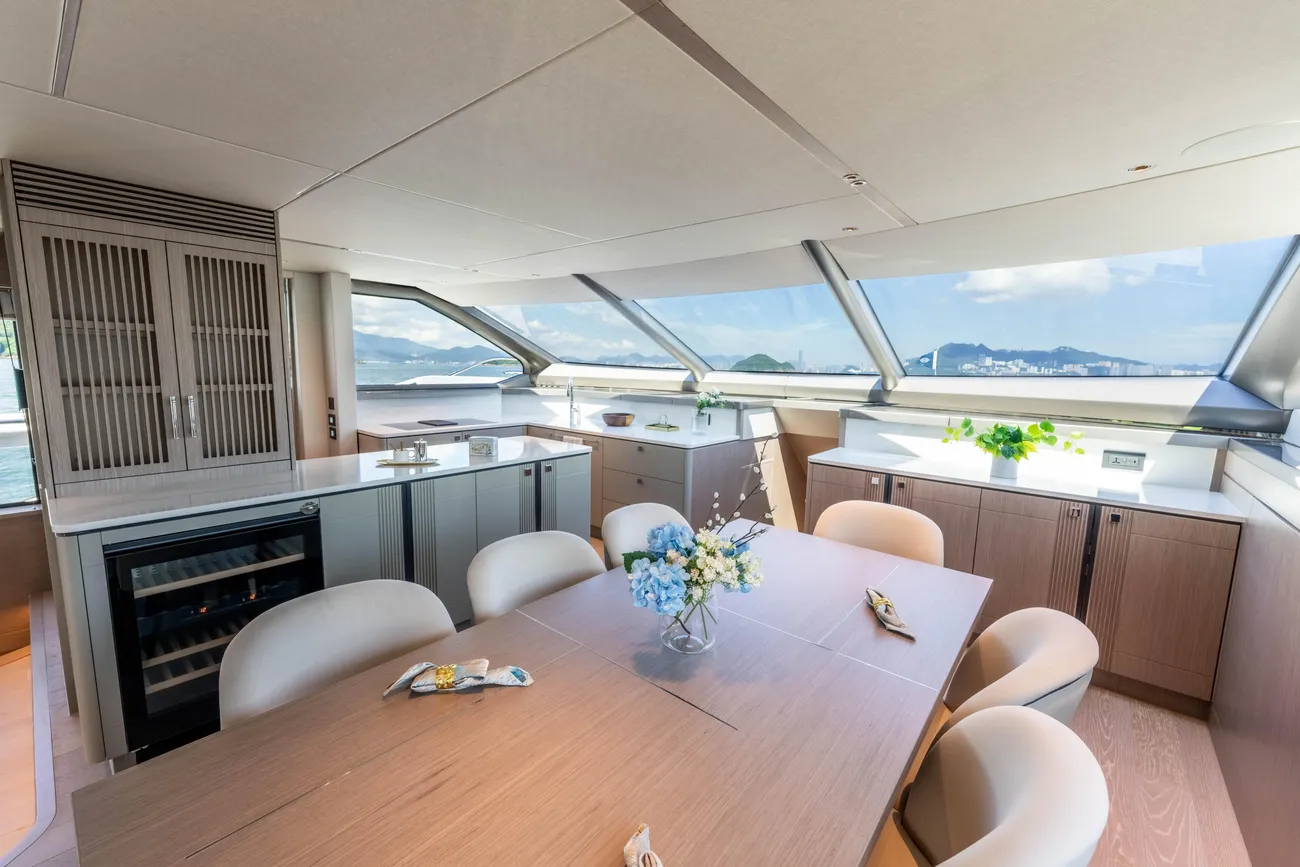 Thumbnail von Sunseeker 	Ocean 90 Afgesloten