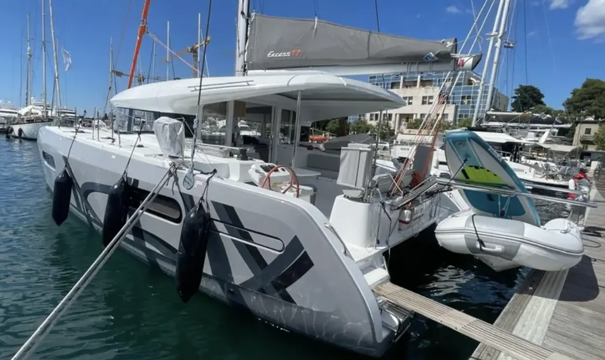 Thumbnail von Exceso 12