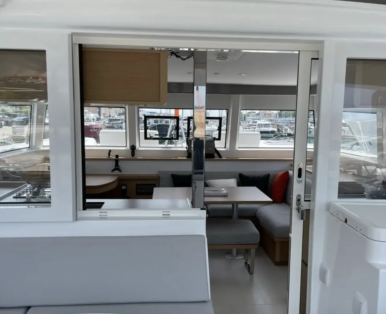 Thumbnail von Exceso 12