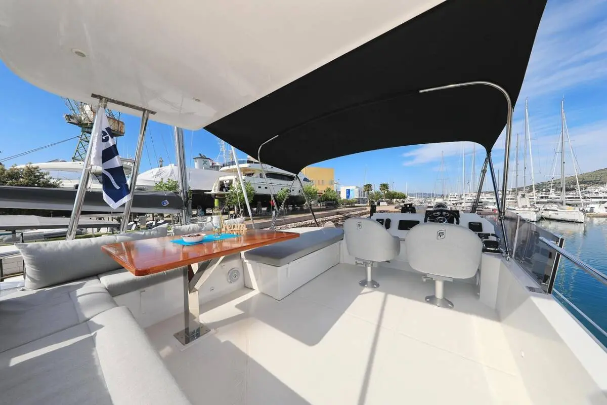 Thumbnail von Fountaine Pajot MY 37