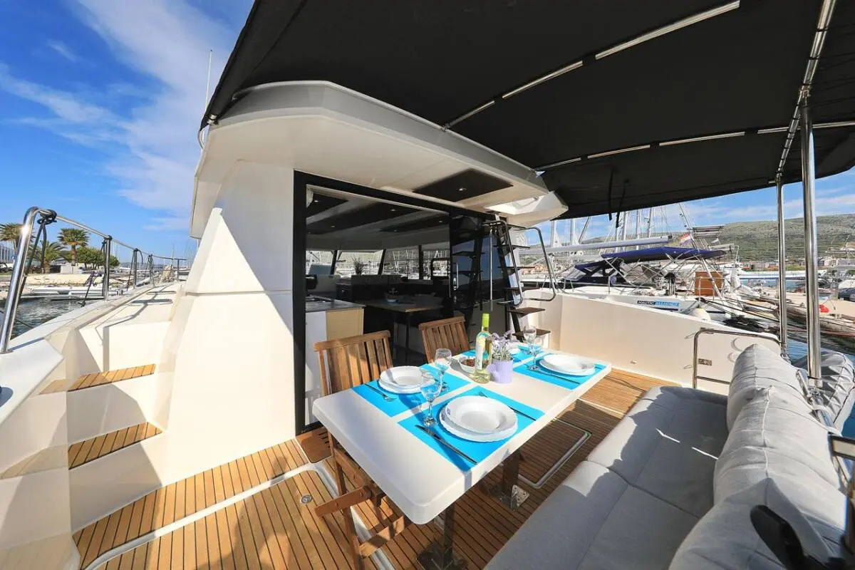 Thumbnail von Fountaine Pajot MY 37