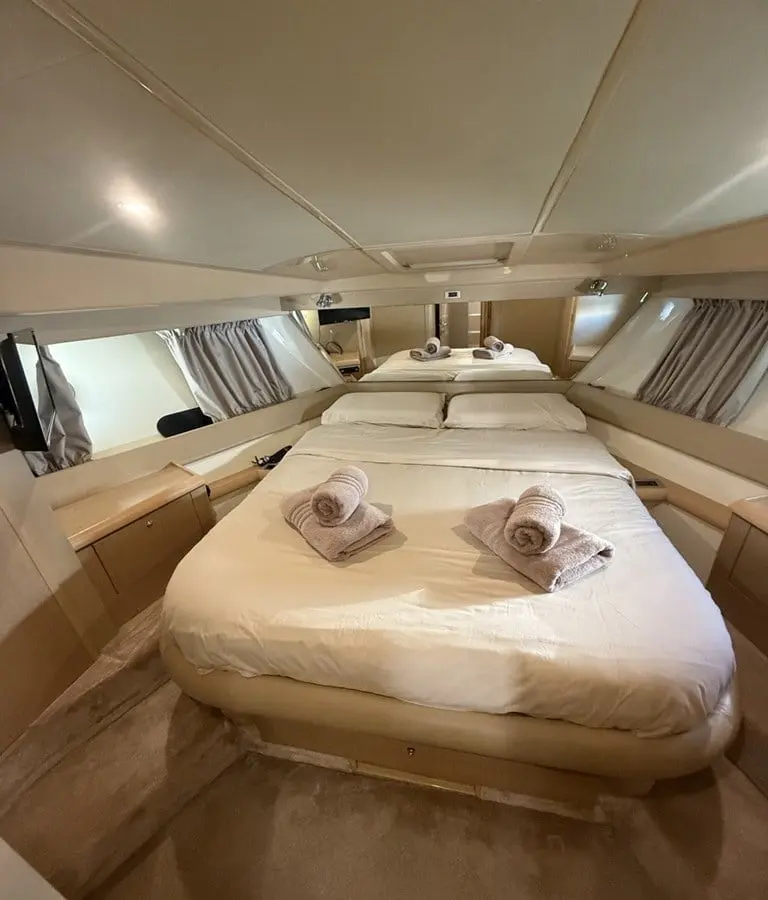 Thumbnail von Ferretti Yachts 460 Fly