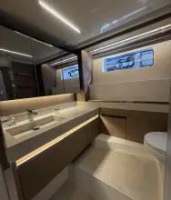 Thumbnail von Prestige 590