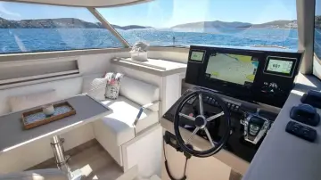 Thumbnail von Monachus MY 47 Retro Cruiser