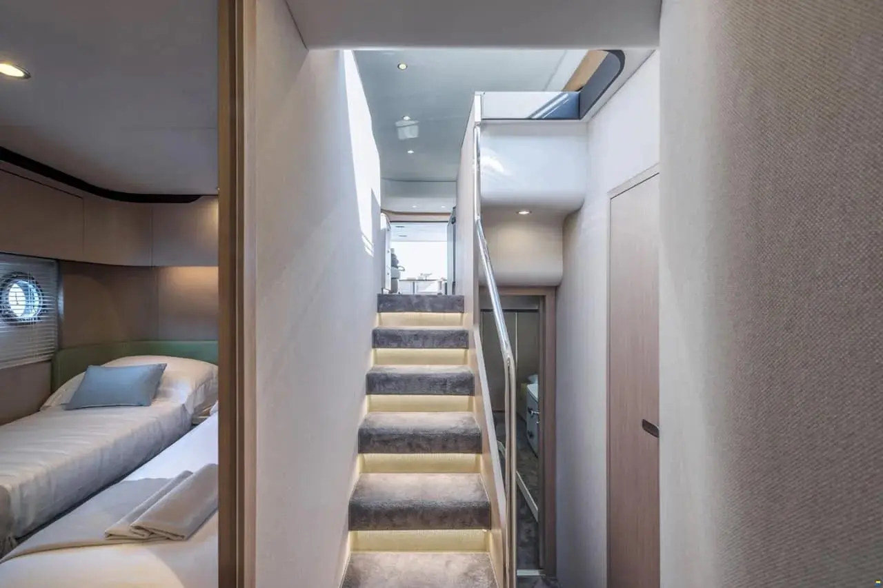 Thumbnail von Azimut 60