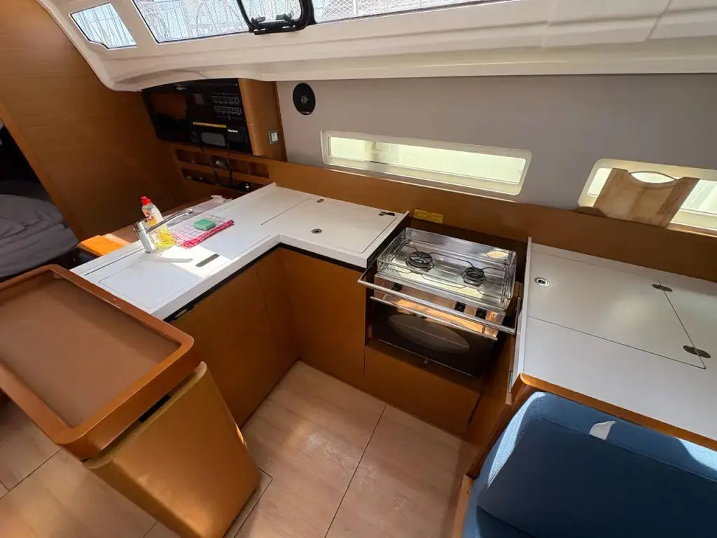 Thumbnail von Jeanneau Sun Odyssey 410