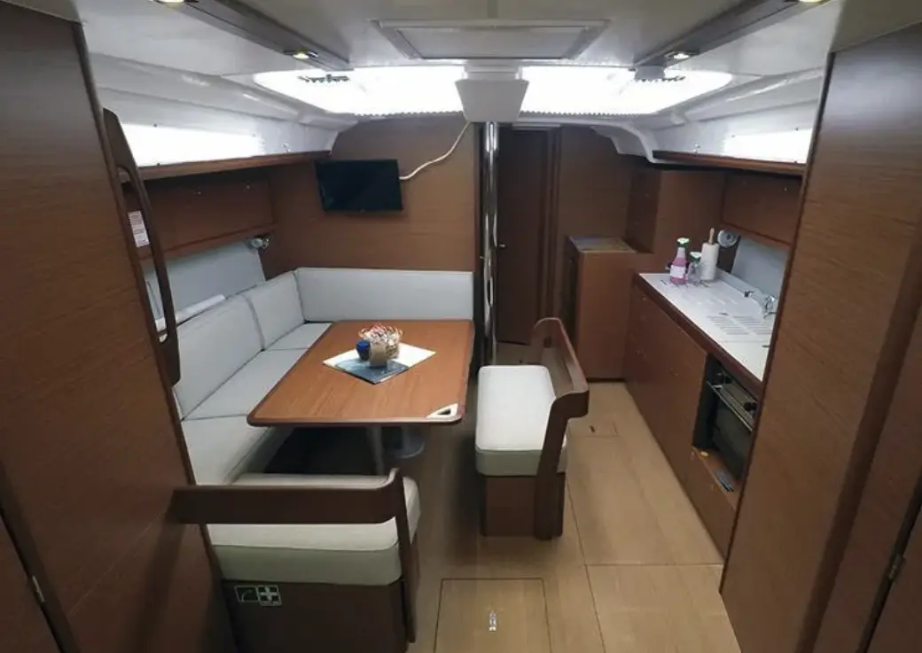 Thumbnail von Dufour 430 Magdalena