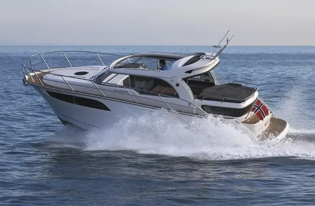 Marex 320 ACC Aurora