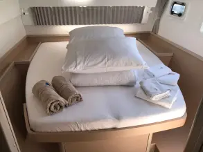 Thumbnail von Lagoon 42 NAJDI NÁS