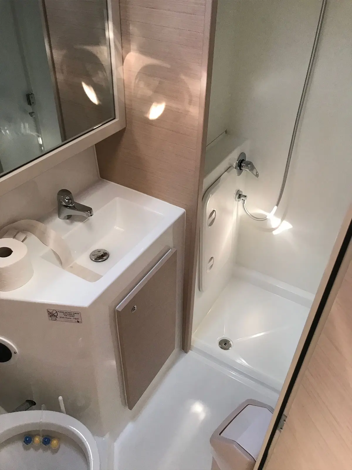 Thumbnail von Lagoon 42 ZNAJDŹ NAS