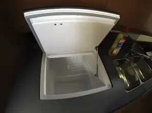 Thumbnail von Beneteau Oceanis 45 Neška II