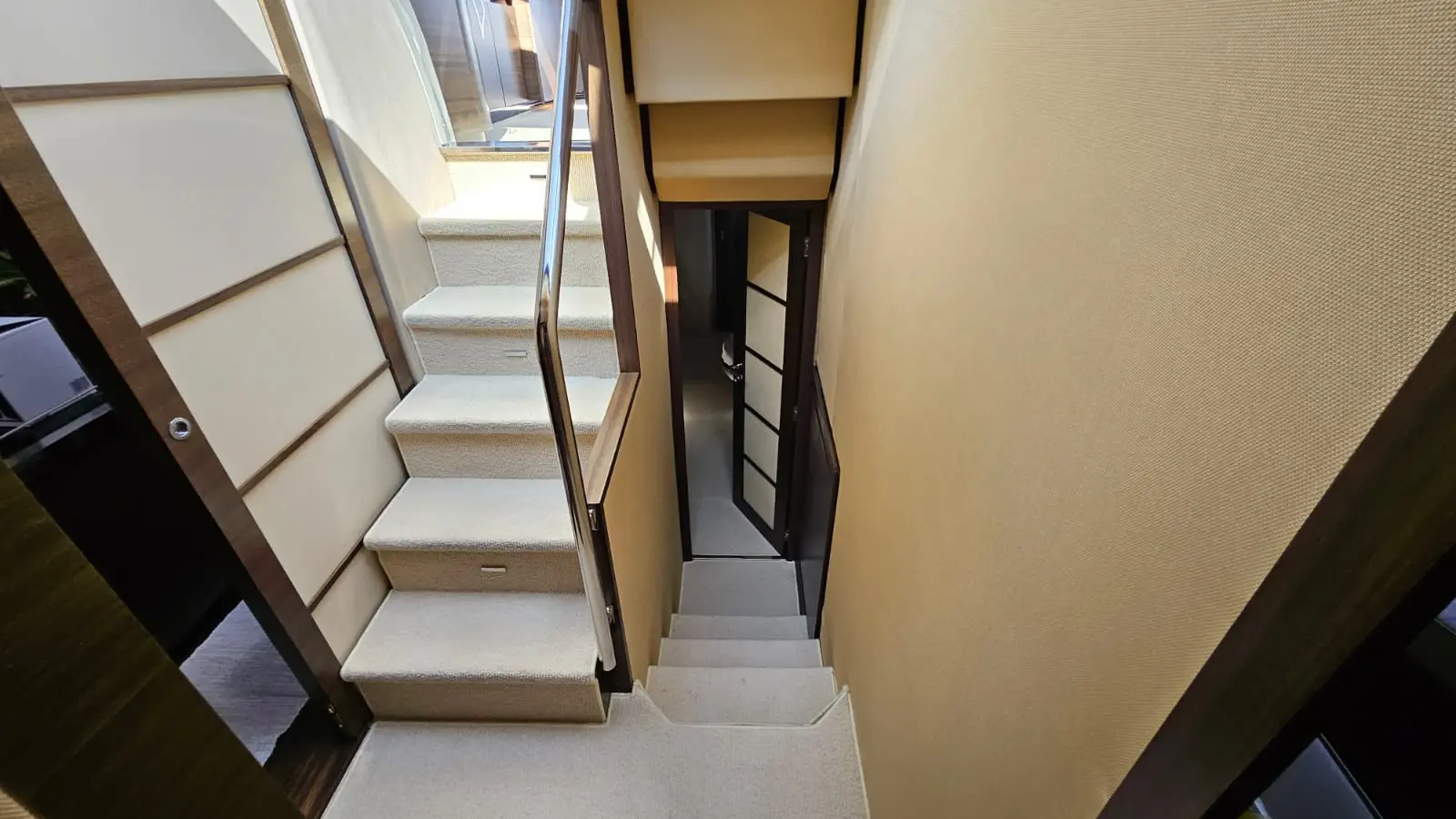 Thumbnail von Azimut 62