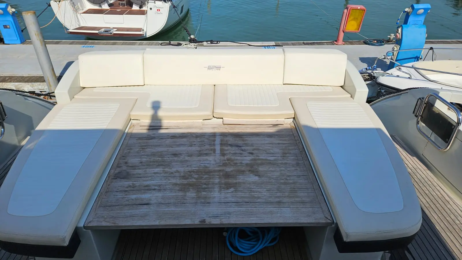 Thumbnail von Azimut 62