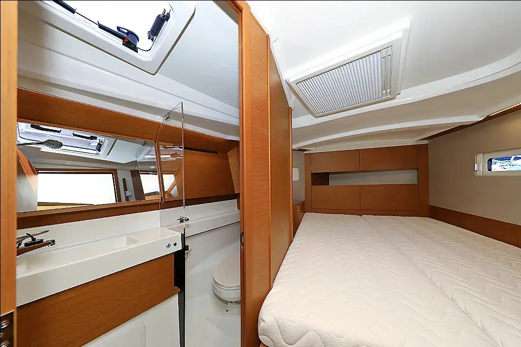 Thumbnail von Jeanneau Sun Odyssey 410