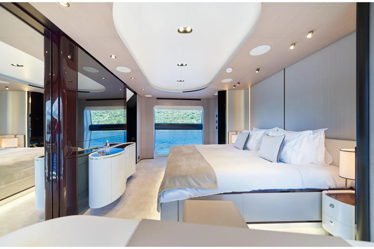 Thumbnail von Azimut Grande 27M Aluminia Too