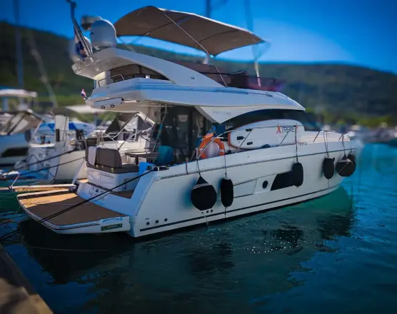 Bavaria Virtess 420 Fly LADY BAVARKICA