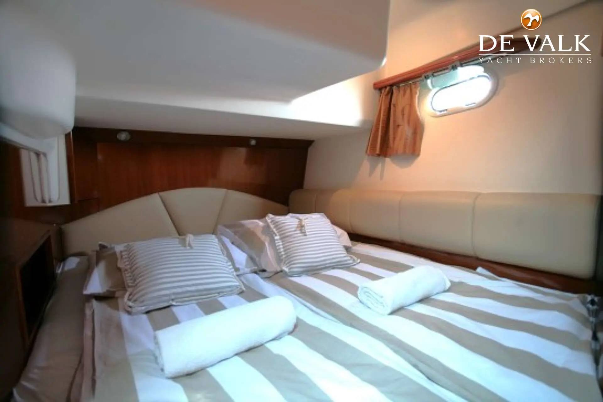 Thumbnail von Prestige 46 Flybridge