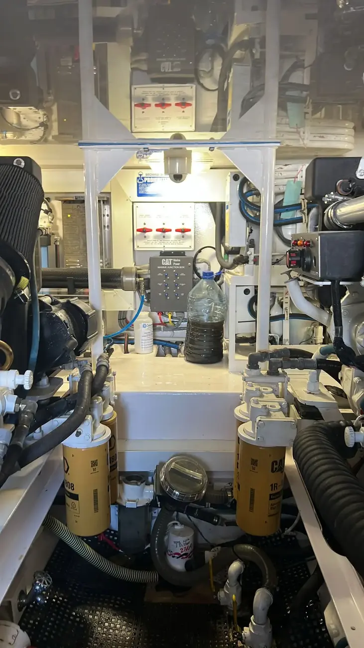 Thumbnail von Viking 52 Convertible