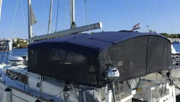 Thumbnail von Beneteau Oceanis 38.1 Laura