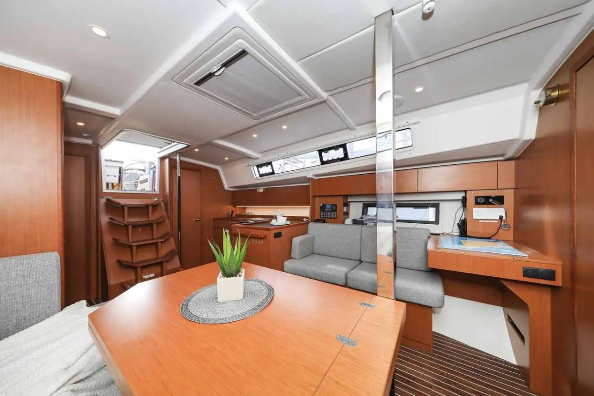 Thumbnail von Bavaria C42