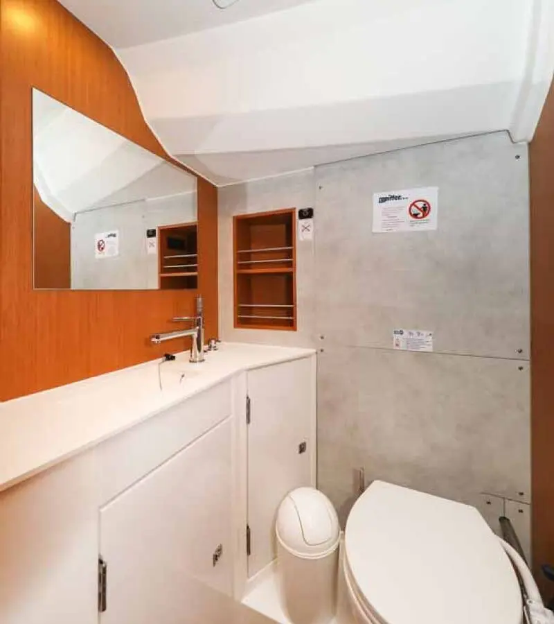 Thumbnail von Bavaria C42