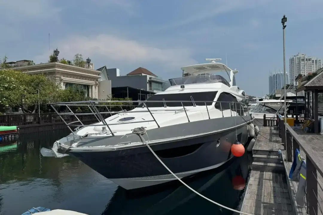 Azimut 60